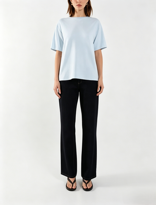 Light blue crew neck boyfriend t-shirt